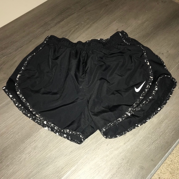 nike black and white speckled